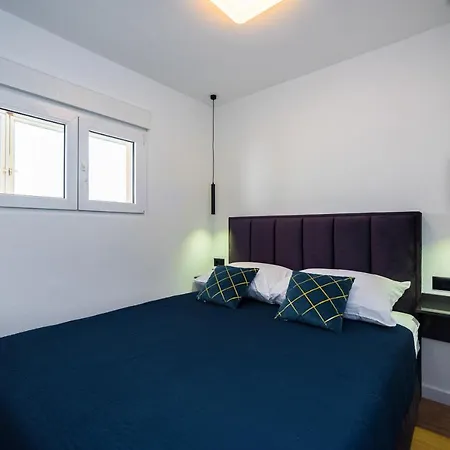 Coco * Каштела